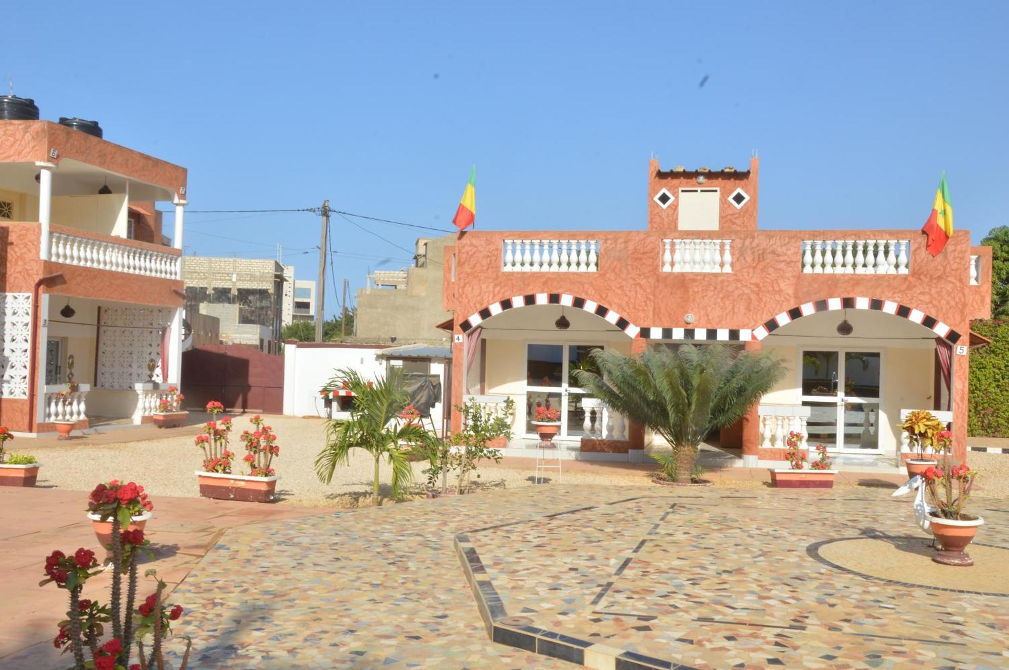 Hotel Takana Ngaparou Екстер'єр фото