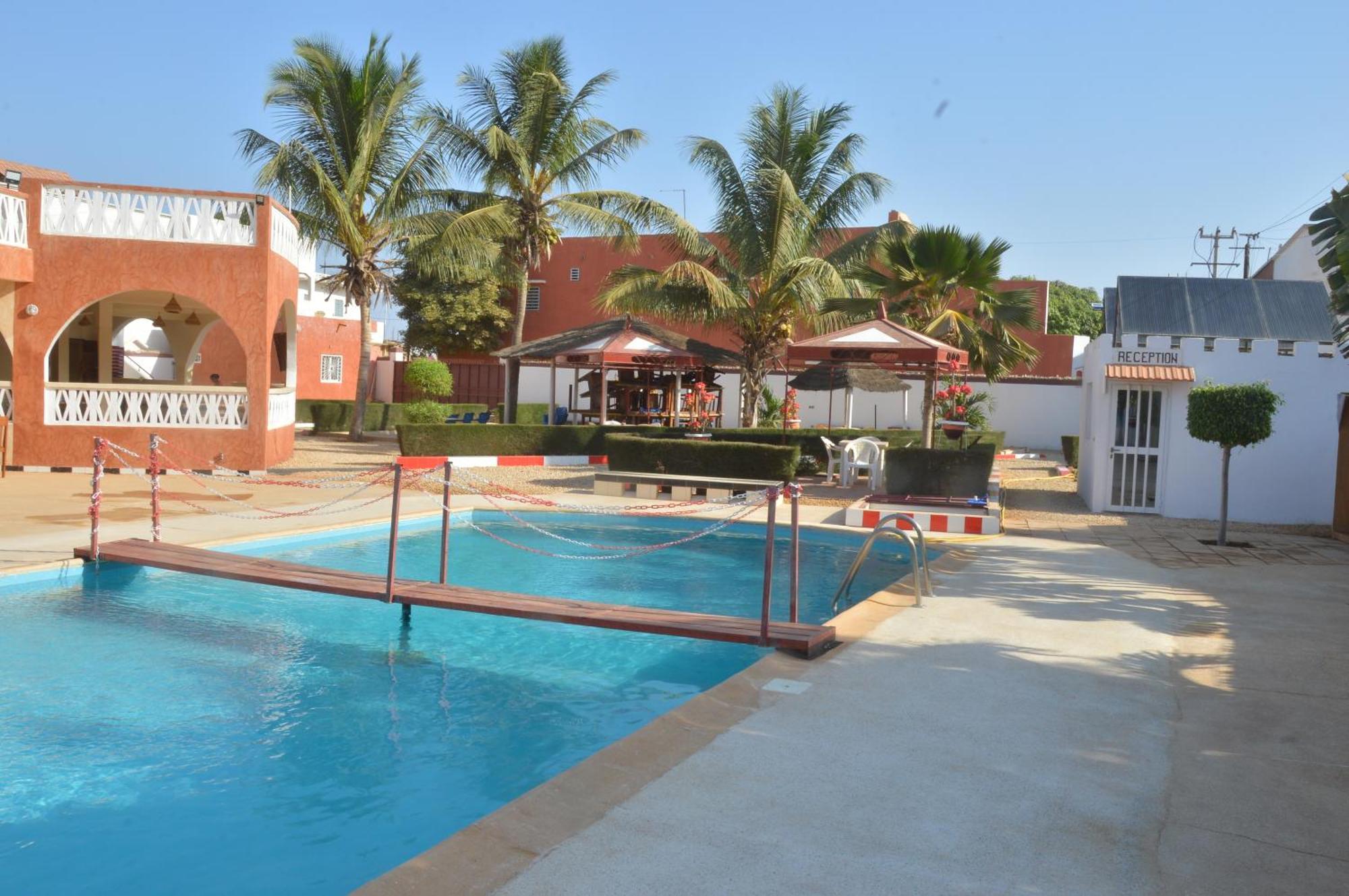 Hotel Takana Ngaparou Екстер'єр фото