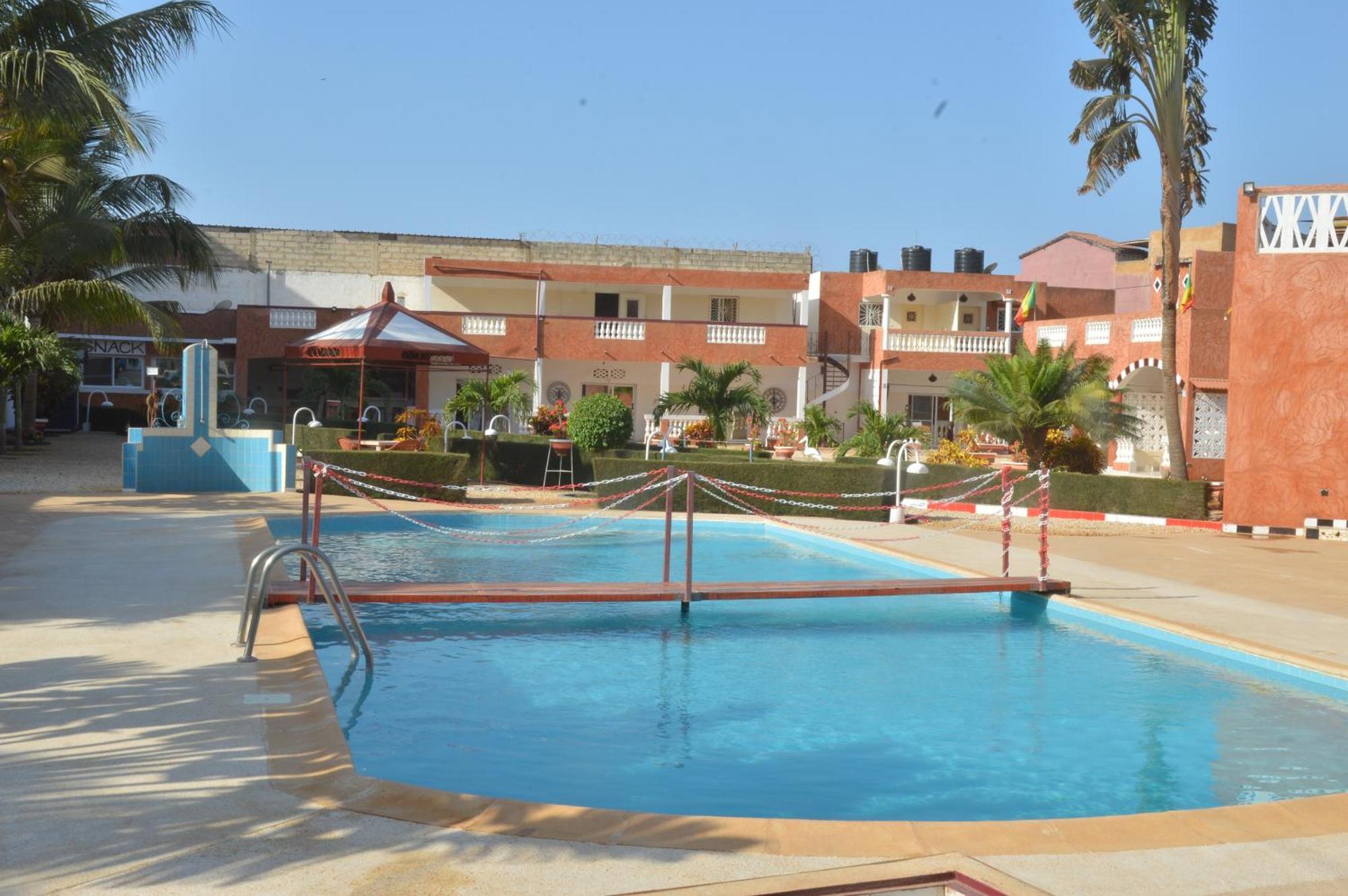 Hotel Takana Ngaparou Екстер'єр фото