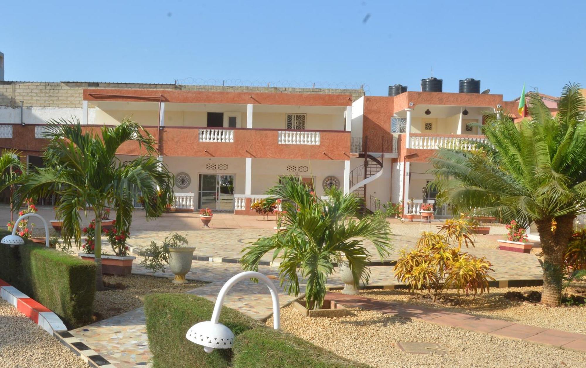 Hotel Takana Ngaparou Екстер'єр фото