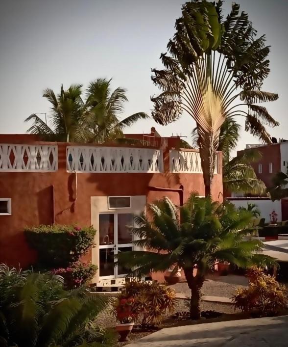 Hotel Takana Ngaparou Екстер'єр фото